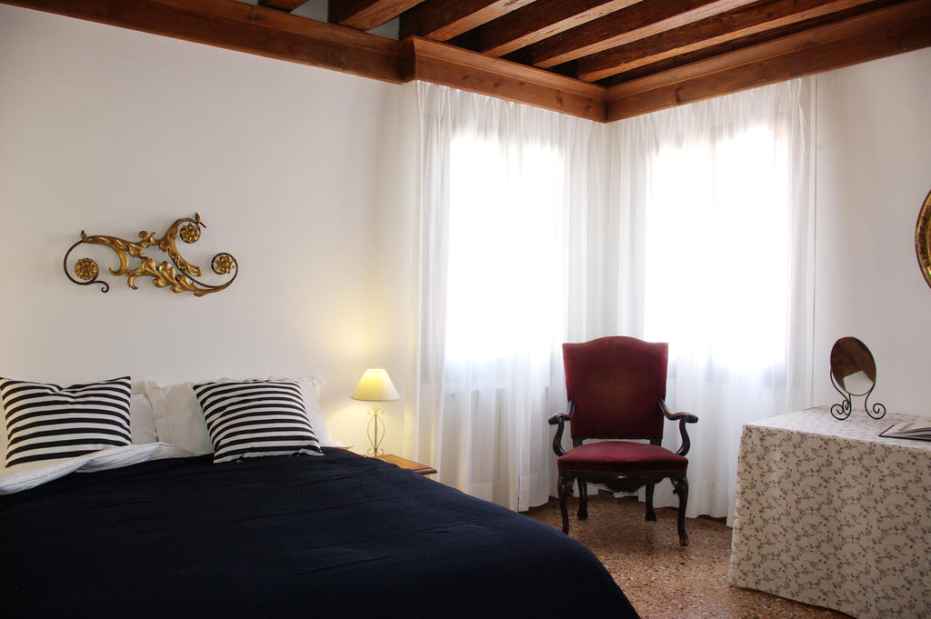 Appartamenti San Luca Venice Room photo